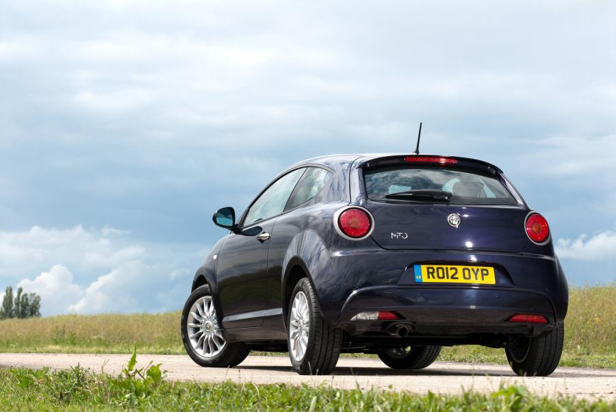  Alfa Romeo MiTo TwinAir (955) 2012 года  (UK) (фото 20 из 42)